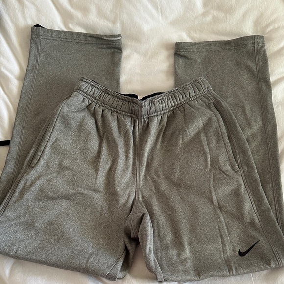 Nike Heather Gray Joggers - Picture 1 of 3